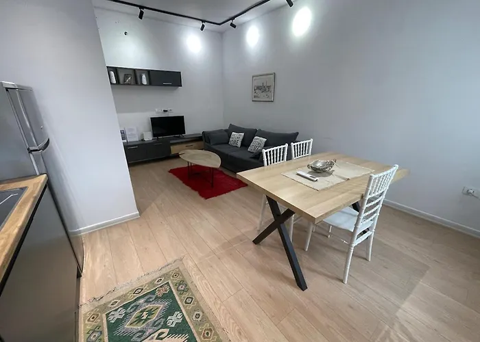 Museum Center One Bedroom App - Enjoy Travel Lejlighed Tirana