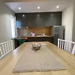 Museum Center One Bedroom App - Enjoy Travel Apartman *